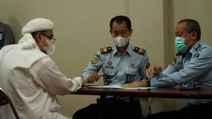 Habib Rizieq Bebas, 2024 Memanas!