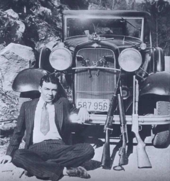 Kisah Sepasang Perampok, Bonnie Dan Clyde