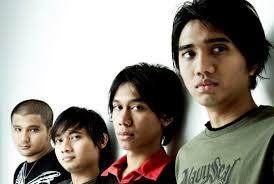 Nostalgia Lagu Hits 2000an yg Bikin Baper Pada Masanya