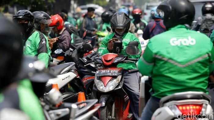 Apa Transportasi Online Paling Disukai Masyarakat Indonesia?