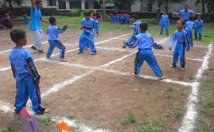 Permainan Tradisional yg Melatih Otot & Pengembangan Diri