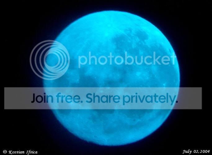 july_02_04_moon.jpg