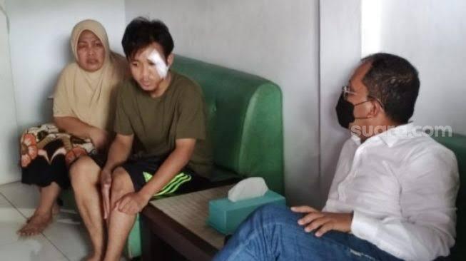 Mobil Rescue Dinsos, Tabrak Lari Pesepeda Di Makassar