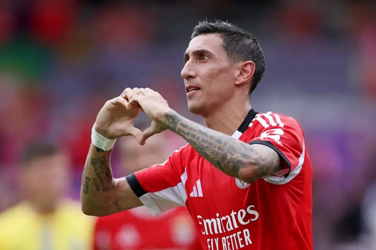 10 kutukan teraneh di dunia sepak bola