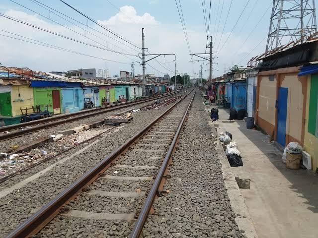 Prostitusi Di Dekat Rel Kereta Api, Apakah Masih Ada?