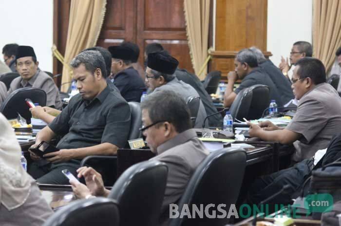 Kamu yg Ada di Dunia Lain