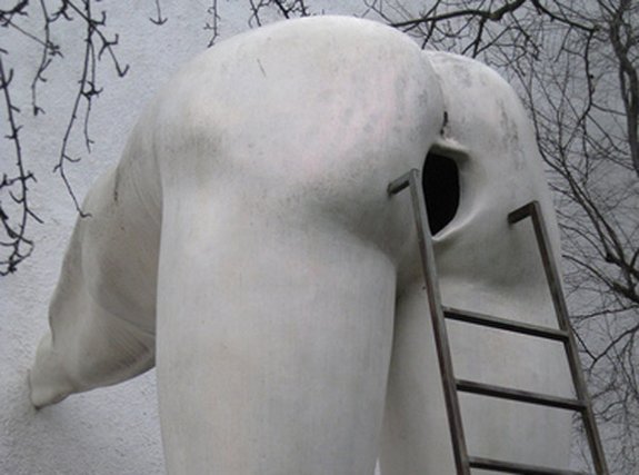 crazy-sculptures-01.jpg