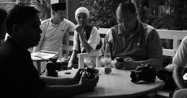 Pahlawan di Dunia Pendidikan & Fotografi