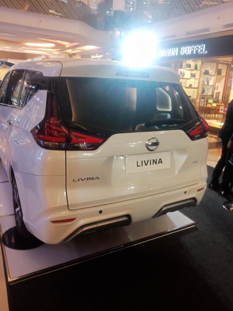mobil livina makin mantaappzz
