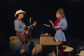 Lirik lagu Die with A Smile oleh Lady Gaga, Bruno Mars & maknanya