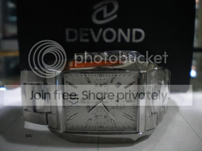 Devond-1697.jpg