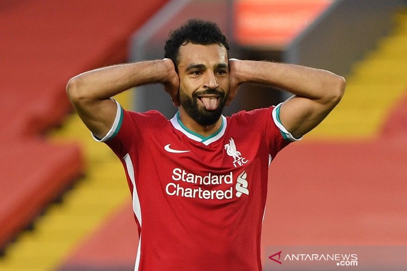 Mo Salah tolong tunawisma yg dibully sekelompok pemuda