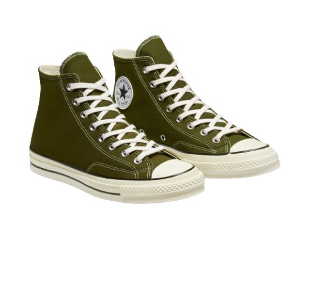 10 Rekomendasi Sepatu Converse Terbaik untuk Pria