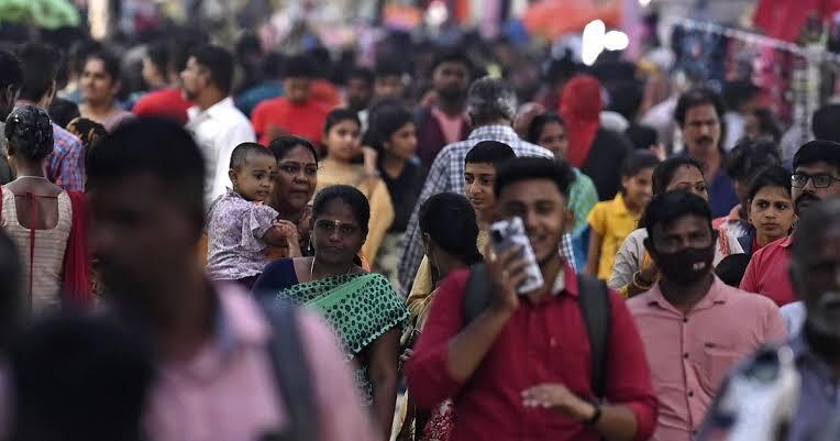 Wah, Penduduk Dunia Kini Mencapai Sekitar 8 Miliar Orang 
