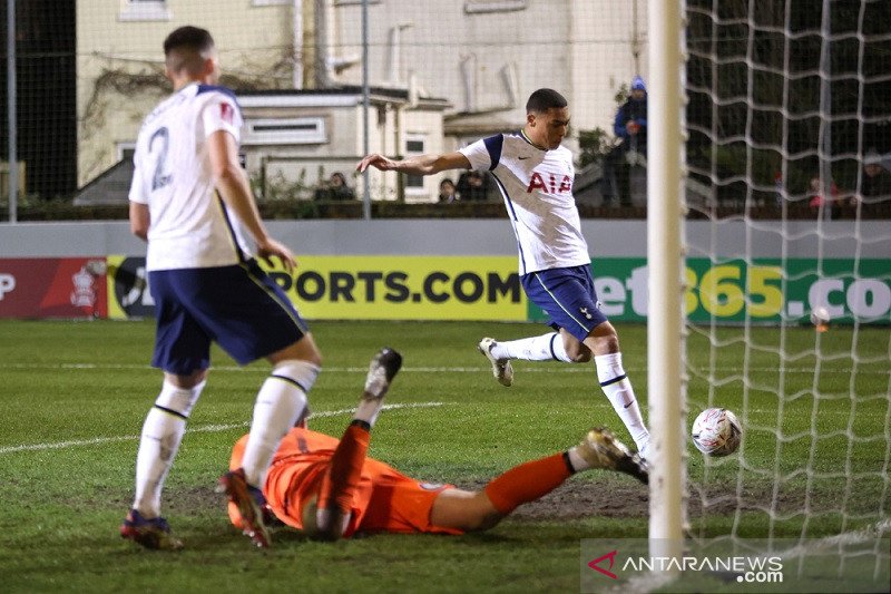 Tottenham berondong lima gol ke regu strata paling rendah di Piala FA