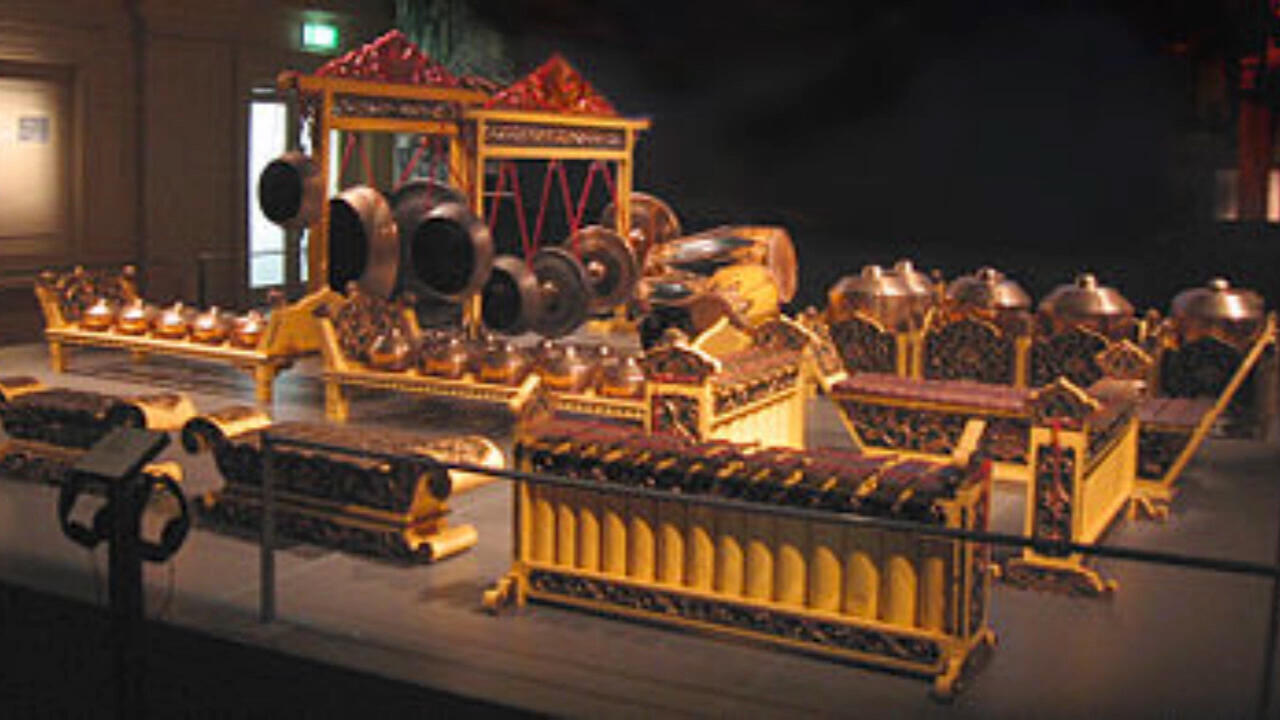 Dentingan Misterius Suara Gamelan: Fenomena Suara Misterius