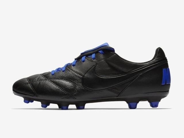 10 Rekomendasi Sepatu Bola Nike Terbaik