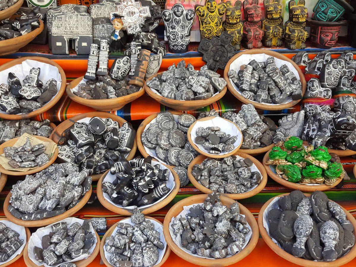 Pasar Paling Unik di Dunia