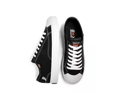 10 Sepatu Geoff Max Terbaik untuk Pria