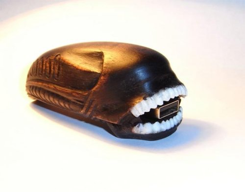 alien-usb-drive_2.jpg