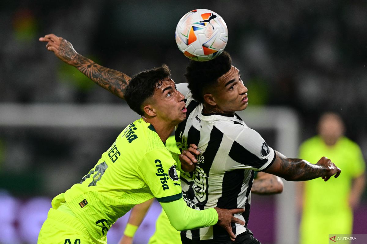Manchester City setujui persyaratan pribadi transfer Vitor Reis
