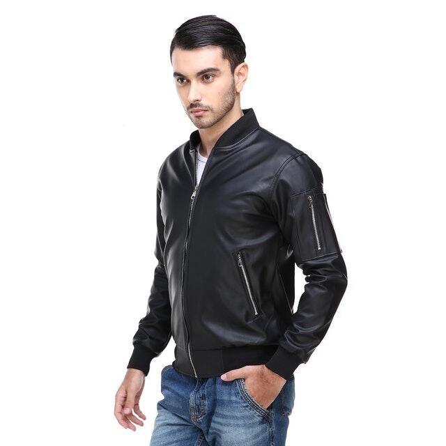10 Rekomendasi Merk Jaket Bomber Pria Terbaik