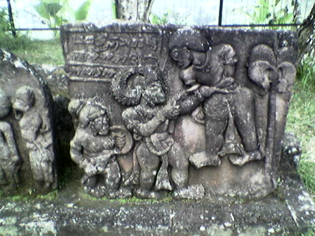 Sukuh-relief01.jpg