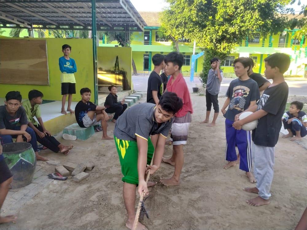 5 Macam Pose Narsis Ala Muda-mudi, Kamu yg Mana? 