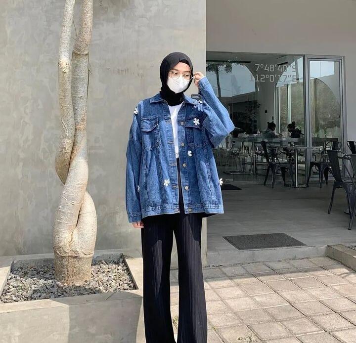 OOTD SIMPLE KE KAMPUS UNTUK CEWEK