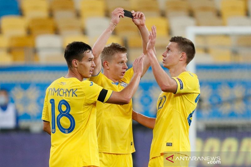 Oleksandr Zinchenko harap bantu Ukraina hadapi Skotlandia