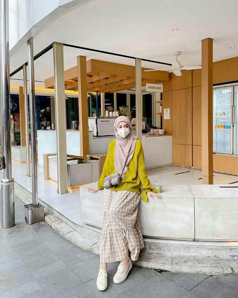 6 Ide Outfit Syari Ala Richaeu
