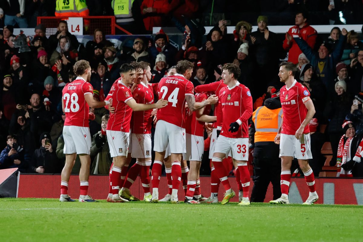 Wrexham permalukan Nottingham Forest, Wigan Athletic atasi Preston