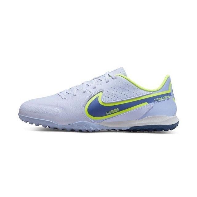 10 Rekomendasi Sepatu Bola Nike Terbaik