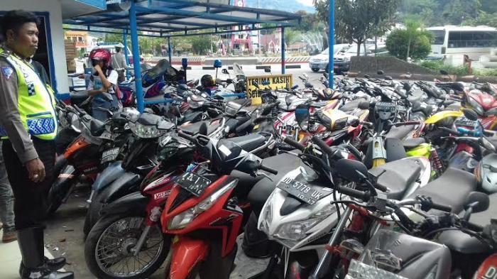 4 Hal Ini Harusnya Gratis, tetapi Karena Ini Negara Api, Jadi Harus Bayar!