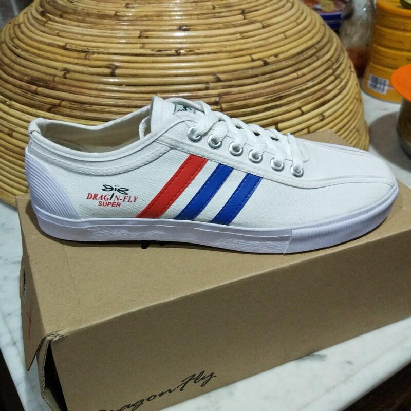 20 Rekomendasi Merk Sepatu Pria Murah & Berkualitas