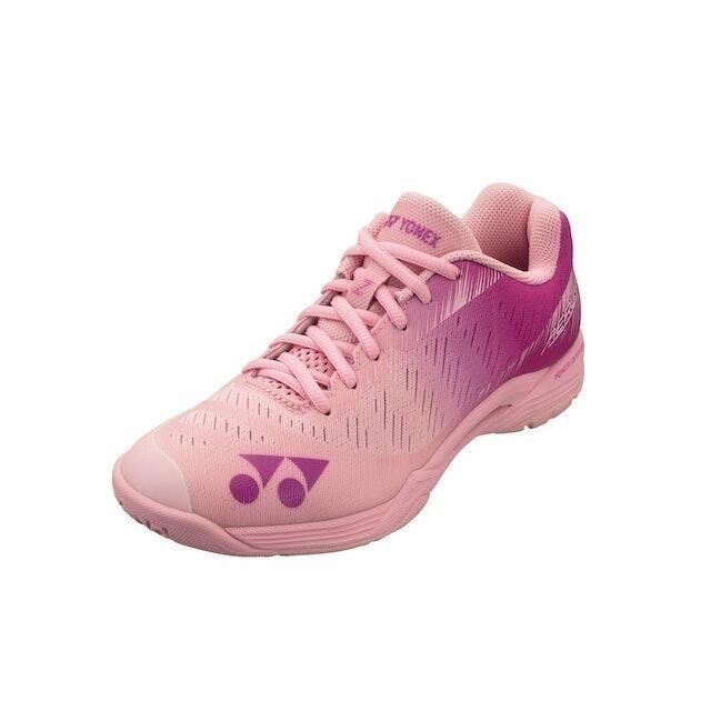 10 Rekomendasi Sepatu Badminton Yonex Terbaik