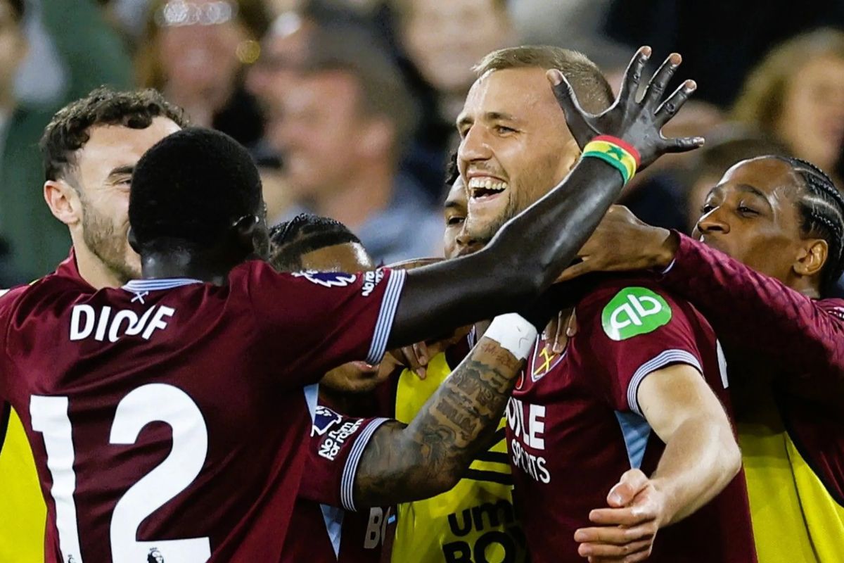 West Ham atasi Burnley, Everton taklukkan Fulham
