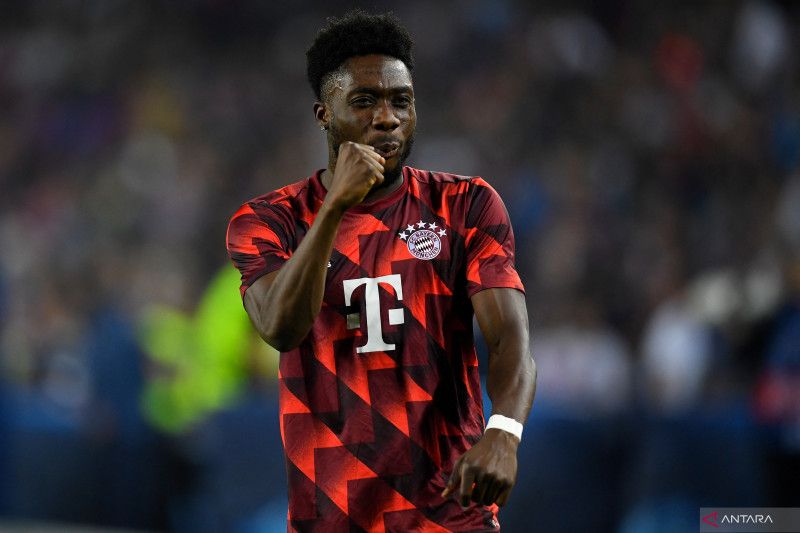 Meski cedera, Alphonso Davies dipastikan dapat main di Piala Dunia