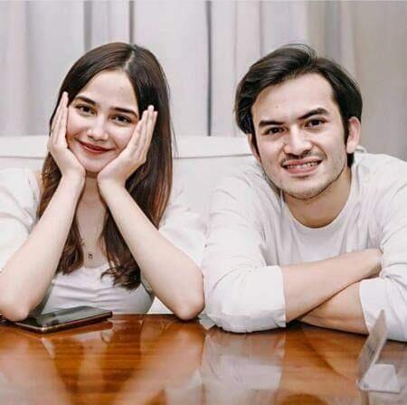 Gaya Pacaran Syifa Hadji Dan Rizky Nazar