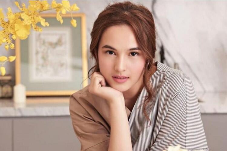 Berkhayal Menjadi Artis itu Lumrah