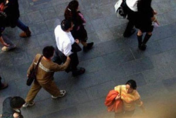 pickpockets_10.jpg