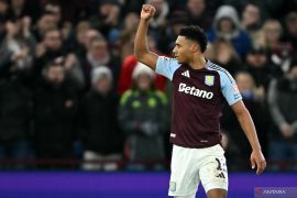 Aston Villa lolos otomatis ke 16 akbar setelah taklukkan Celtic 4-2