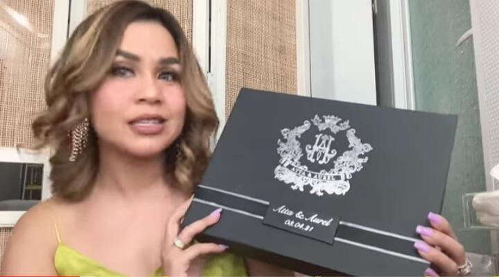 Penasaran Souvenir Pernikahan Aurel Hermansyah & Atta Halilintar, Ini Isinya!