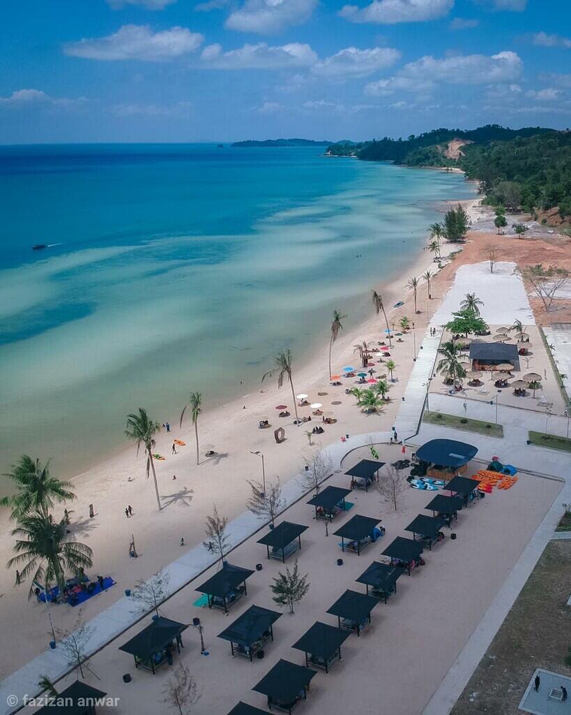 Liburan Seru Di Pantai Glory Melur & Resort Batam