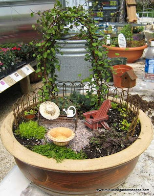 miniature-gardens-12.jpg