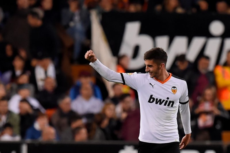 Duo Manchester incar Ferran Torres