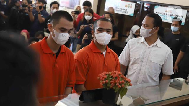 Putra Siregar & Rico Valentino Divonis 6 Bulan Penjara