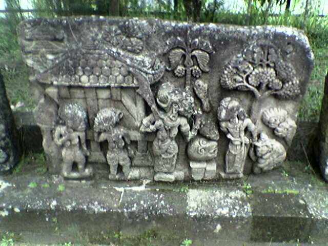 Sukuh-relief02.jpg