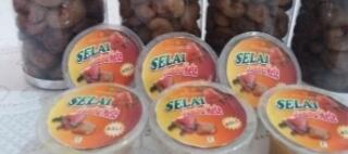 Empat Macam Hal yg Dilakukan Agar Jambu Monyet Tidak Terbuang Percuma