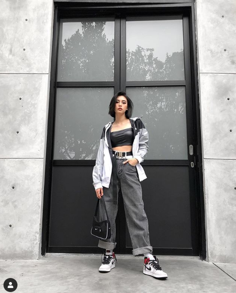 Yuk! Tengok style & koleksi sneakers Tamara Dai